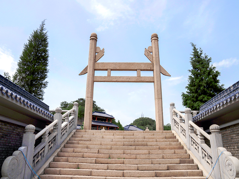 華人懷思堂在延慶哪里？懷思堂有立碑嗎？