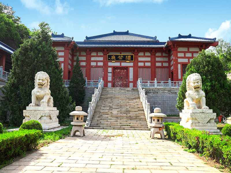 壁葬的價(jià)格如何定位，懷思堂價(jià)格是多少？